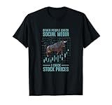 Ich checke Stock Prices | Cryptocurrency and Stock Analysis T-Shirt