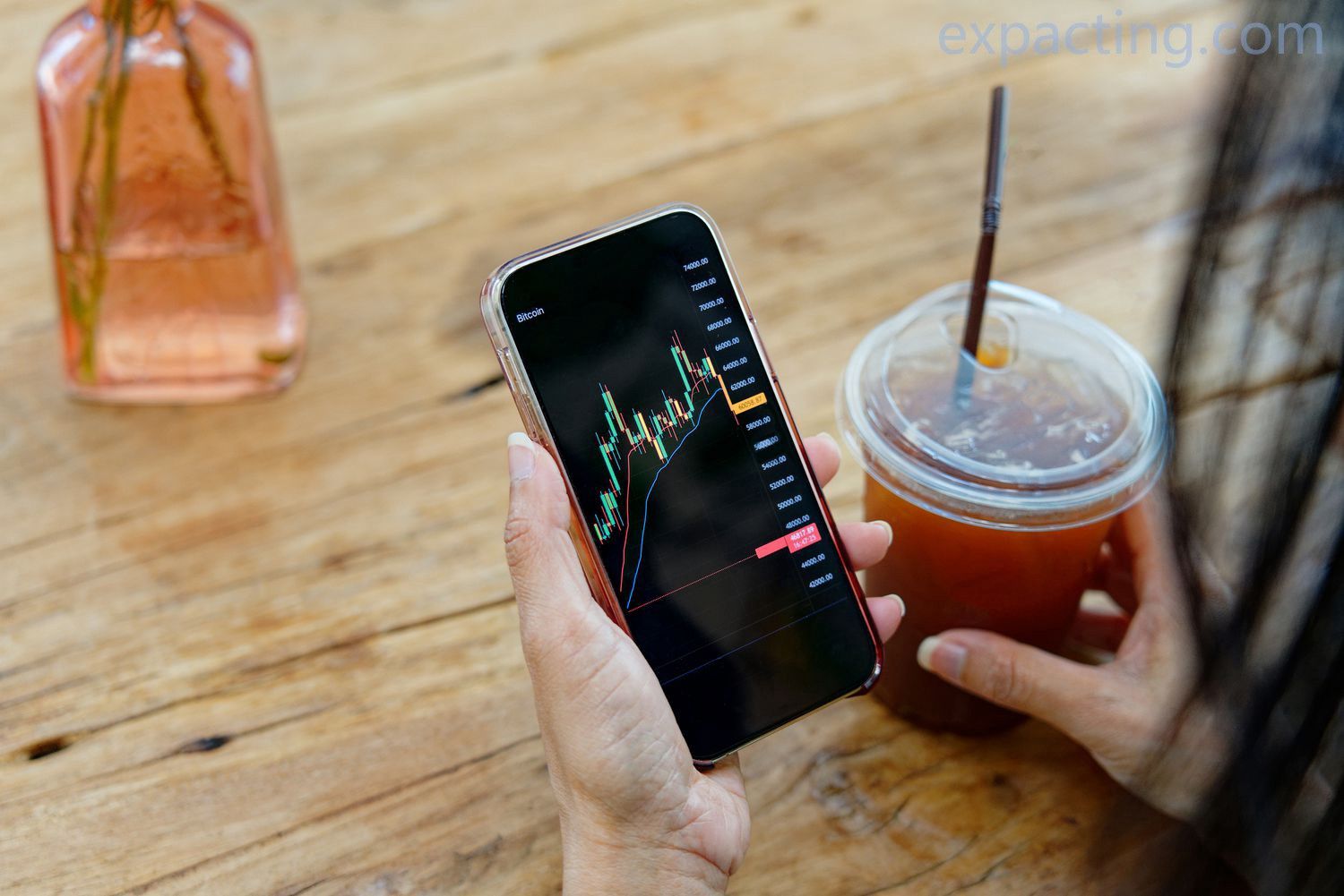 How to Invest in Stocks with Dividends and Buy a Home image