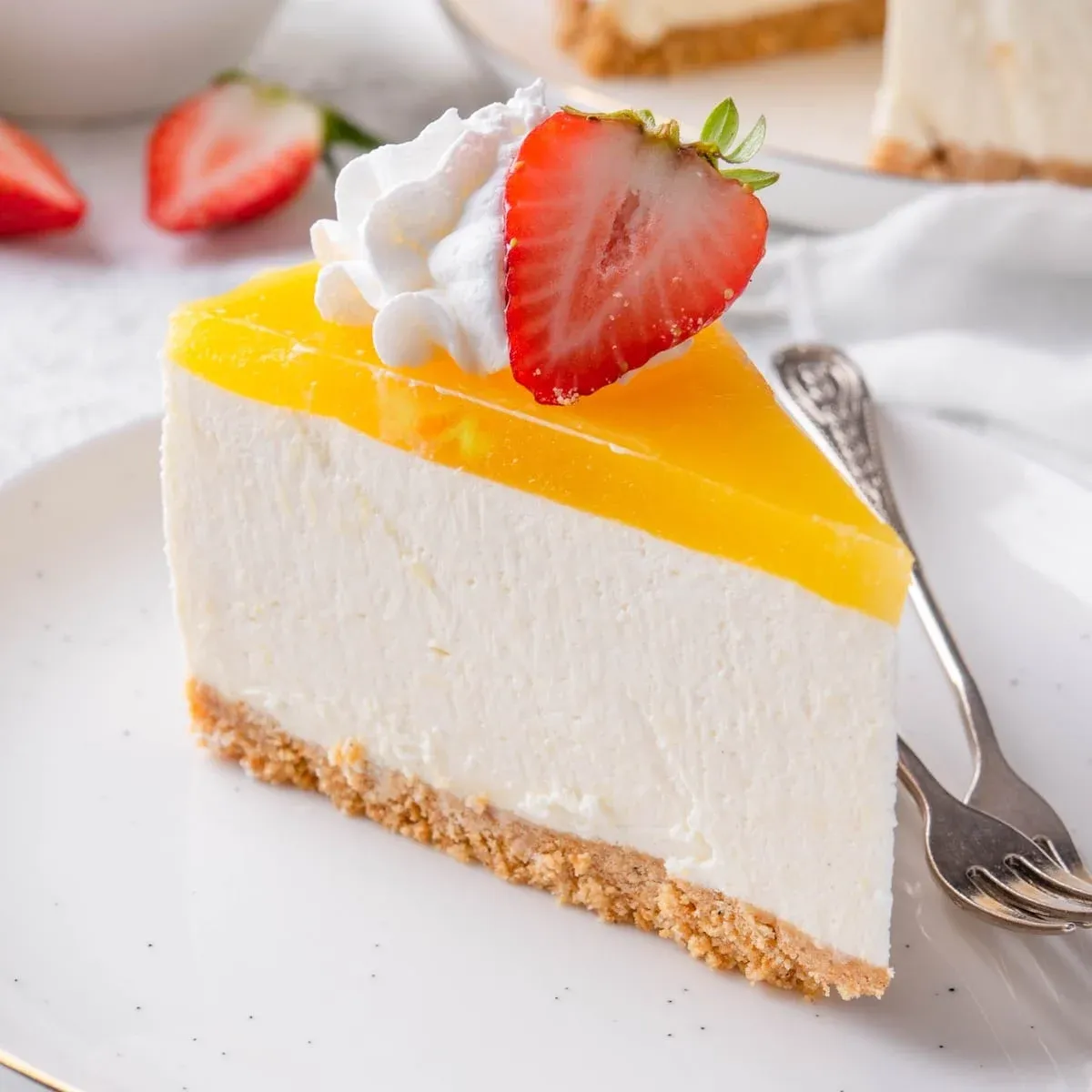 How to Make Mango Cheesecake With Mango Pulp? image