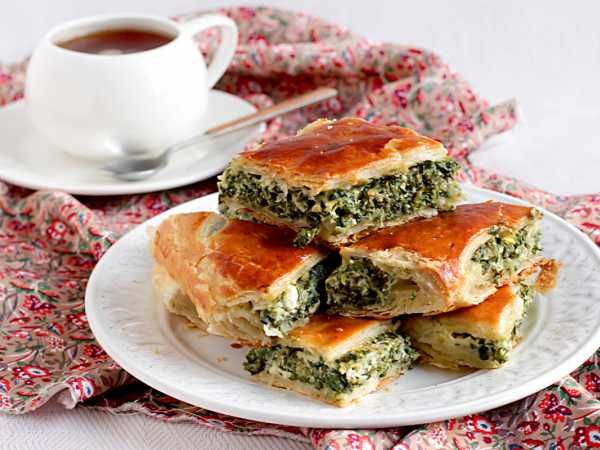 Итальянский пирог со шпинатом image
