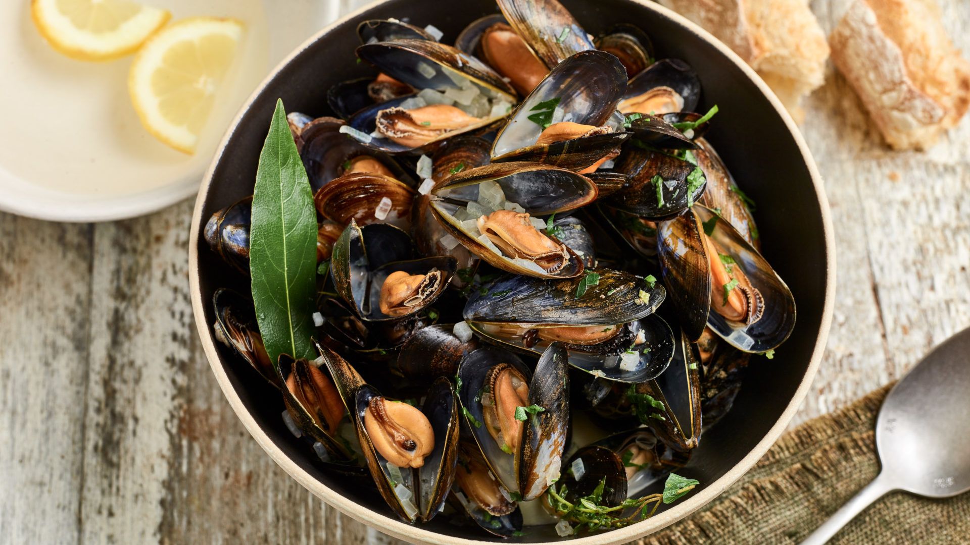 Moules Marinières Recipe: An easy seafood delight image