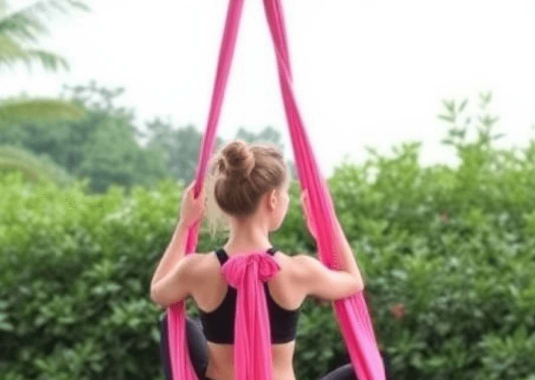 How to Tie a Yoga Swing preview