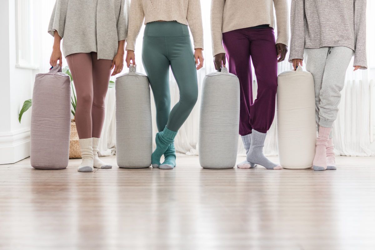 What Size Should A Yoga Bolster Pillow Be? preview