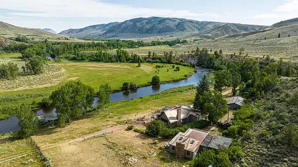 Where to Buy Land in Wyoming preview